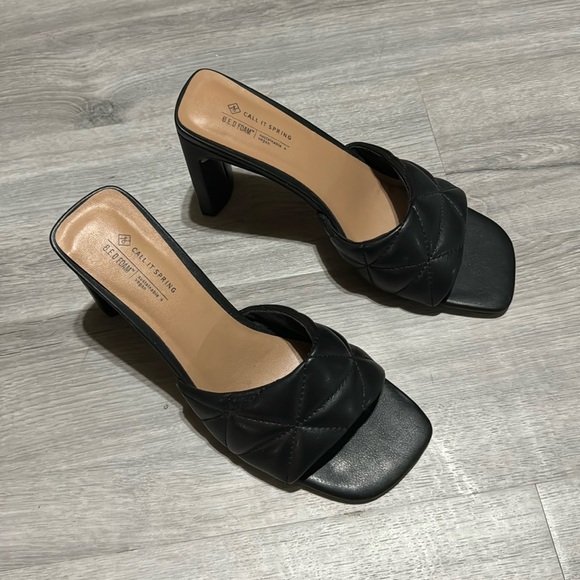 New kitten heels - Picture 1 of 2